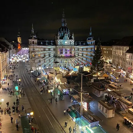 Kaiser - Centre Of Daire *