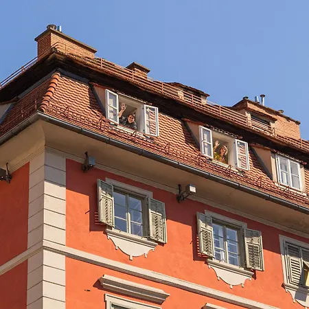 Kaiser - Centre Of Daire Graz