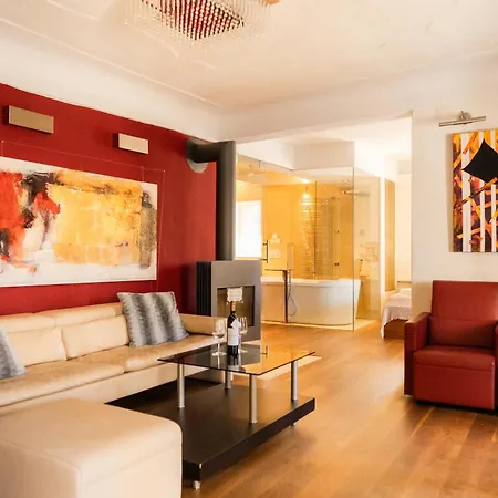 Kaiser - Centre Of Apartment *