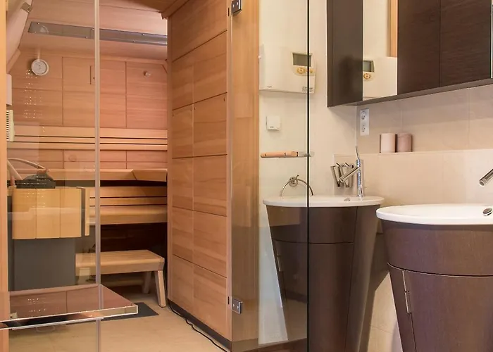 Kaiser - Centre Of * Γκρατς